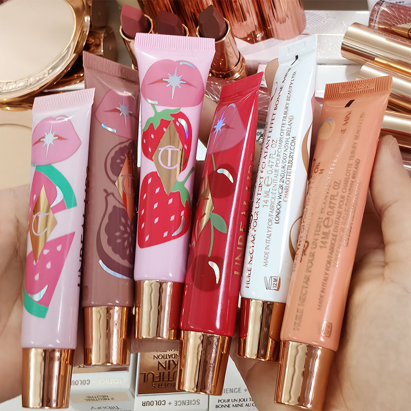 Горячая новинка: Набор Charlot – обзор и цена Huda Beauty Makeup Mini Kit